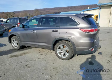 2015 Toyota Highlander Limited z USA, uszkodzony, nr VIN 5TDDKRFH4FS207350